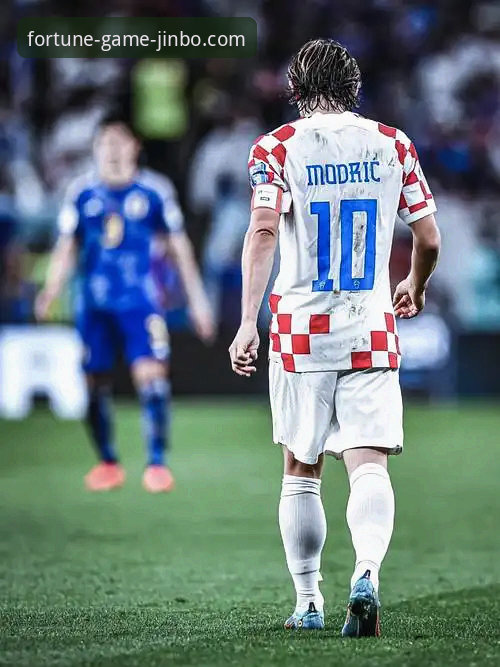 点球决胜的残酷与平台体验的流畅：一场失利背后的双重维度对比